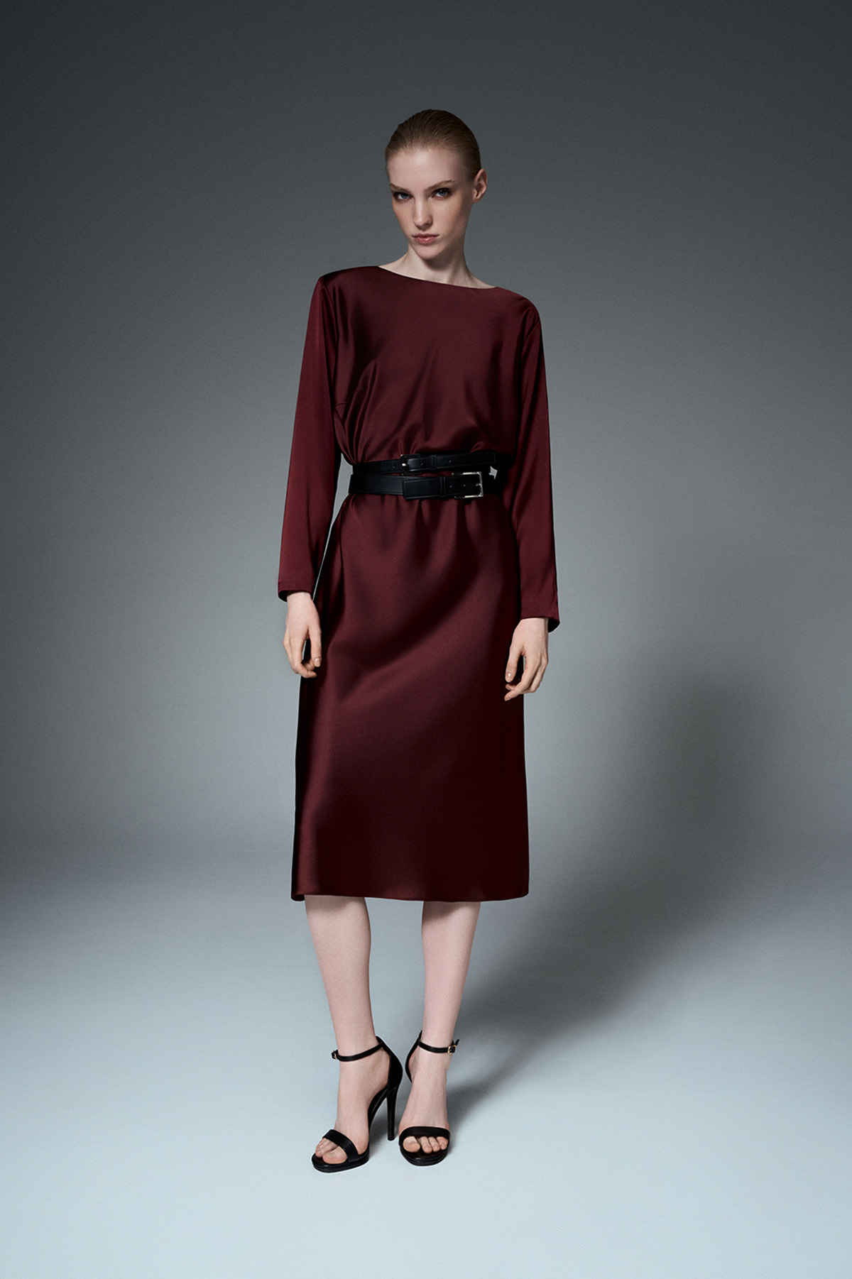 Платье атласное бордовое VASSA&Co, пол женский, цвет красный, фото №2