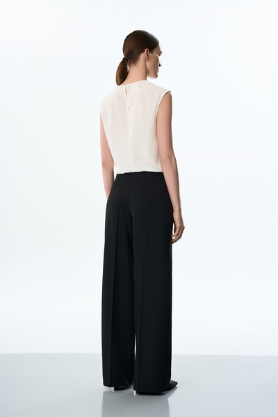 Брюки черные со стрелками VASSA&Co, пол женский, цвет черный, фото №4