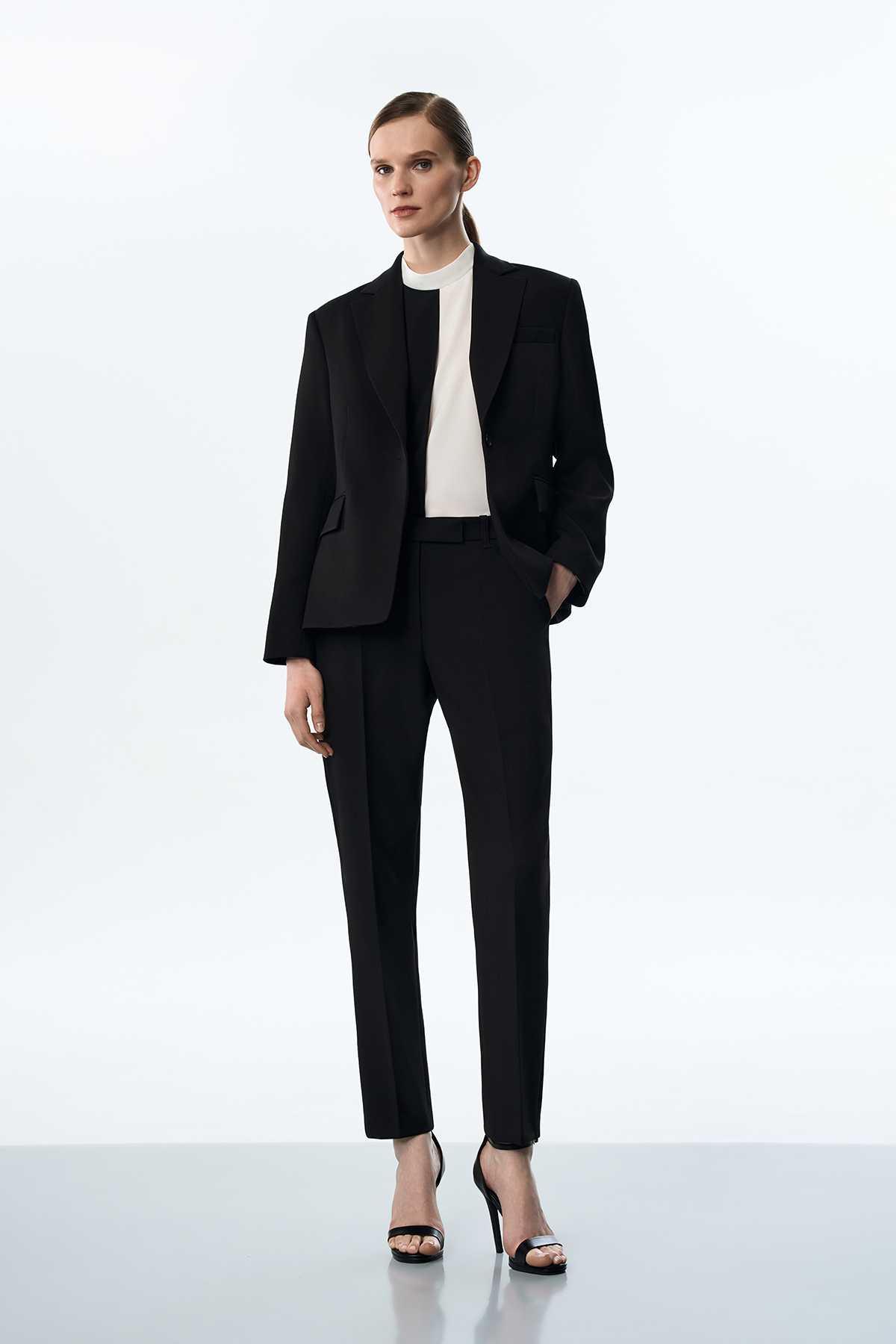 Жакет черный VASSA&Co, пол женский, цвет черный, фото №2