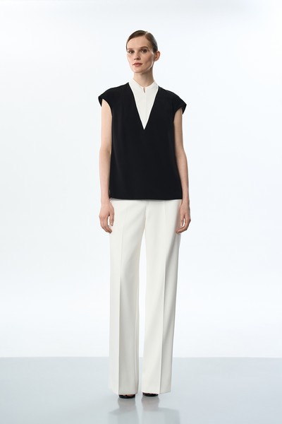 Блузка с контрастной вставкой VASSA&Co, пол женский, цвет черный, фото №2