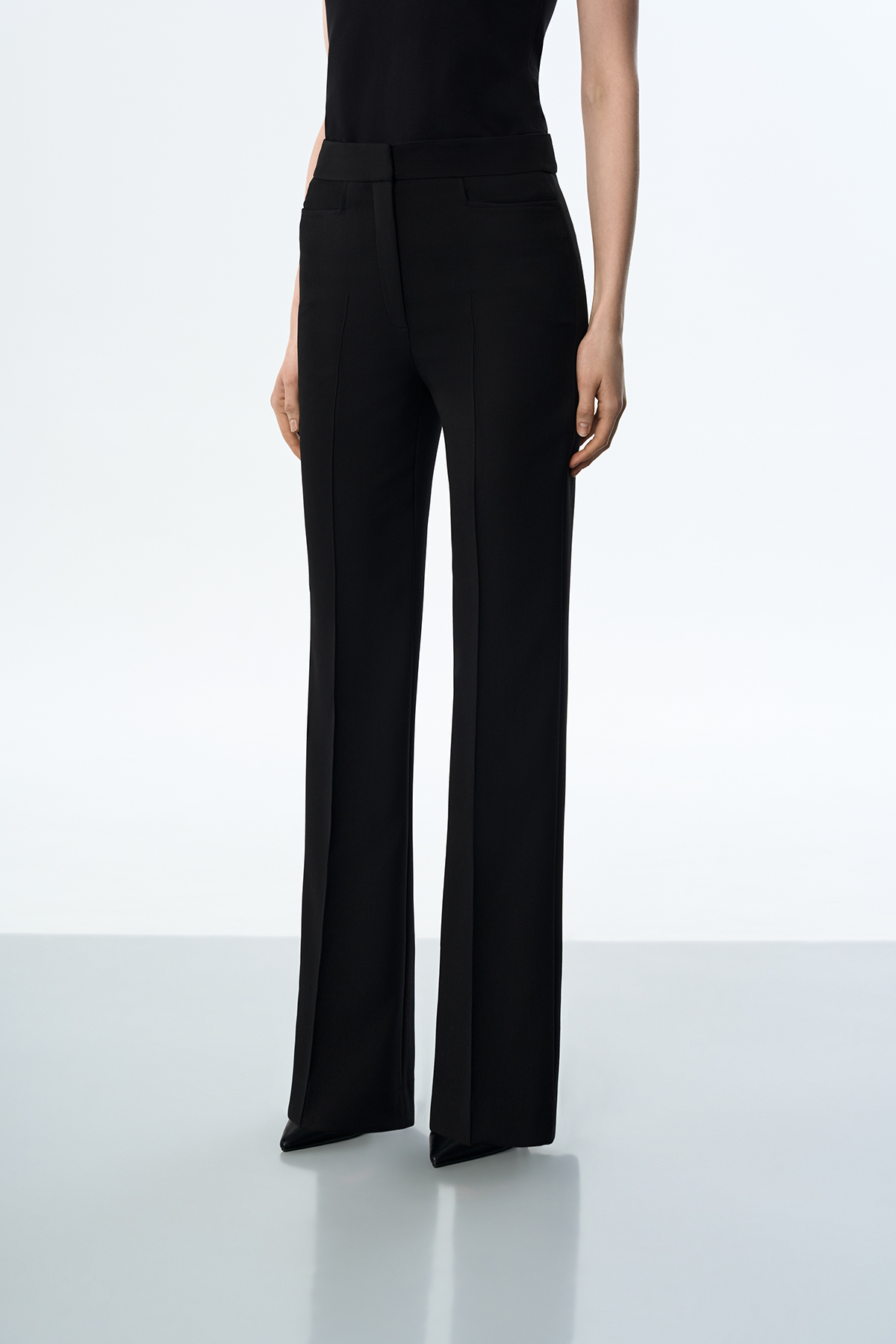 Брюки черные , пол женский, цвет черный, фото №2