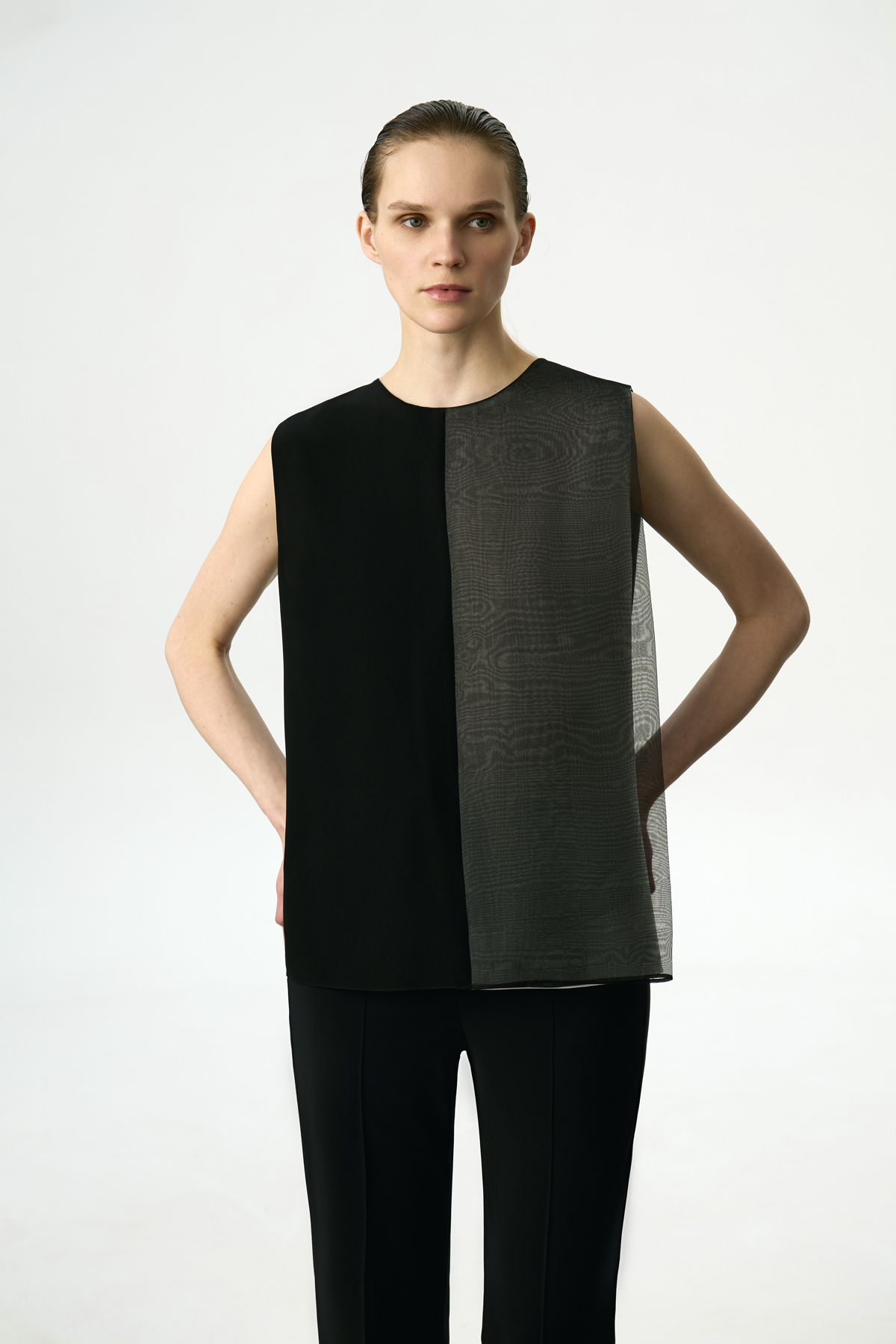 Блузка с эффектом многослойности VASSA&Co, пол женский, цвет черный, фото №2