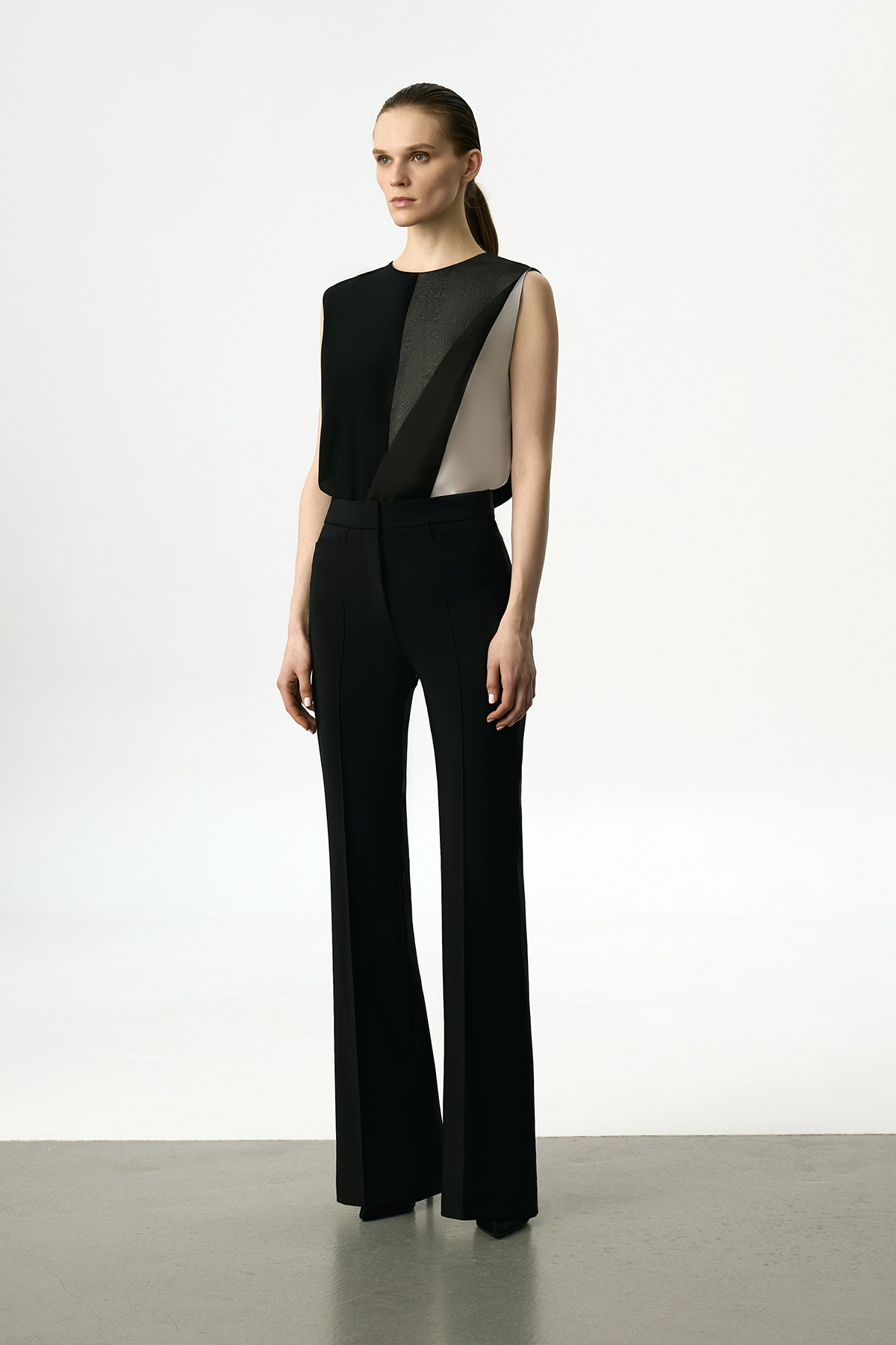 Блузка с эффектом многослойности VASSA&Co, пол female, цвет black, фото №4