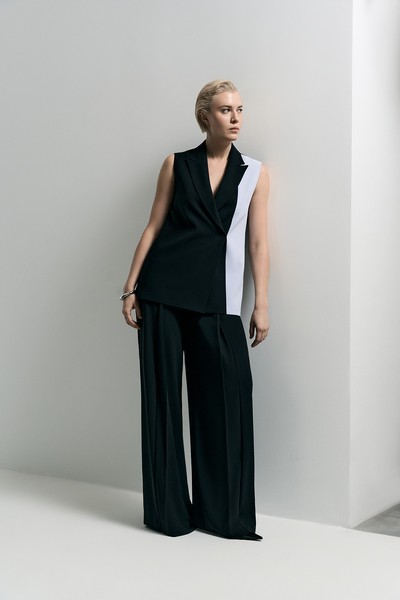 Жилет удлиненный VASSA&Co, пол женский, цвет черный, фото №2