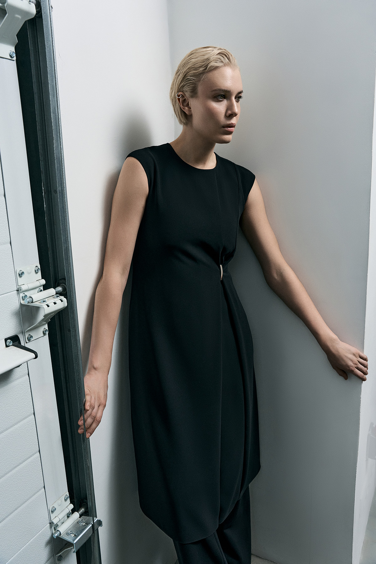 Платье с драпировкой VASSA&Co, пол женский, цвет черный, фото №2