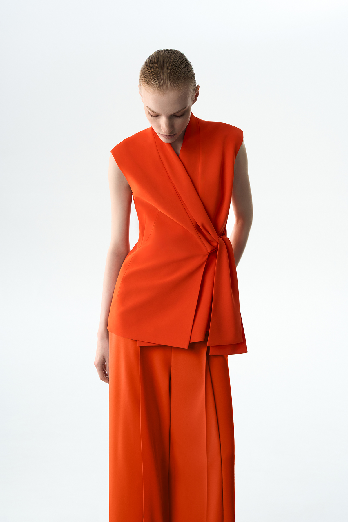 Жилет асимметричный VASSA&Co, пол женский, цвет красный, фото №3