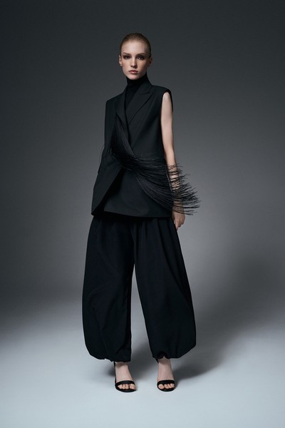 Удлиненный жилет с бахромой VASSA&Co, пол женский, цвет черный, фото №3