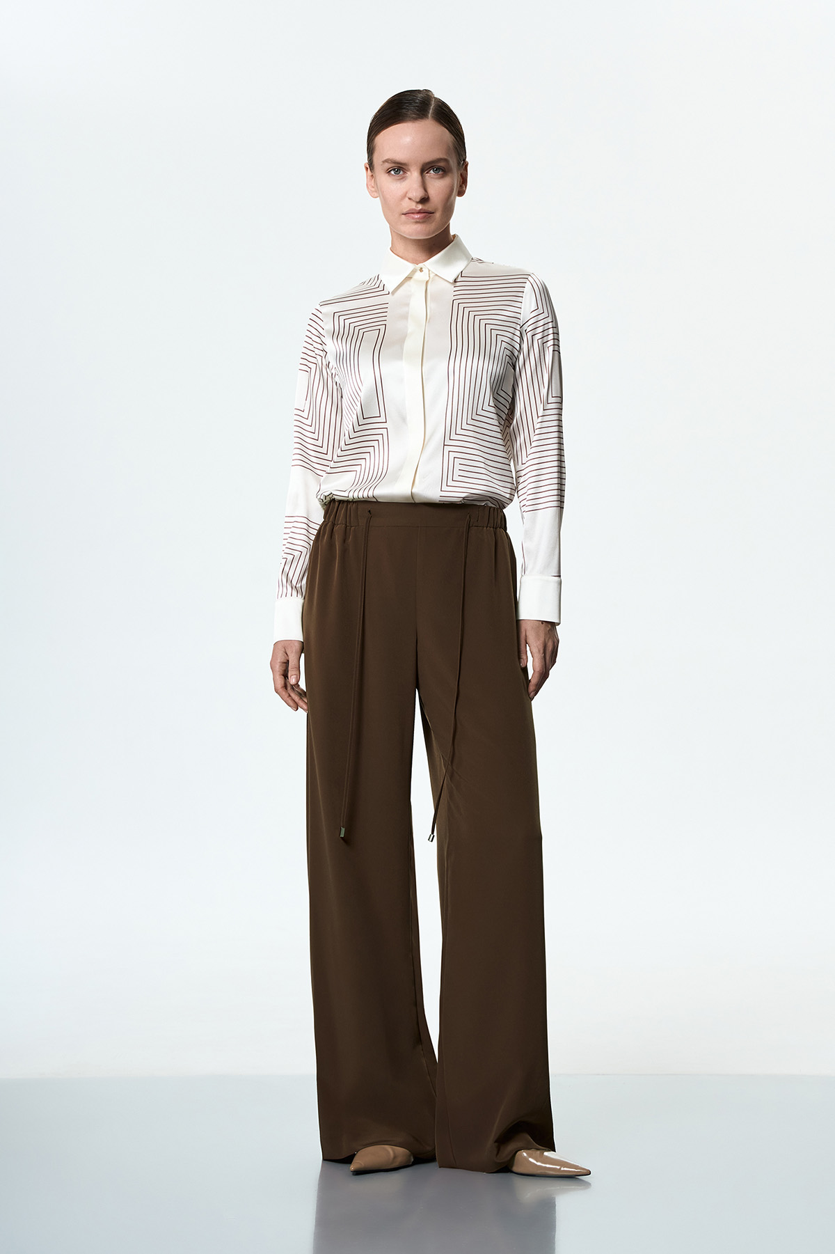 Блузка шёлковая VASSA&Co, пол женский, цвет бежевый, фото №3