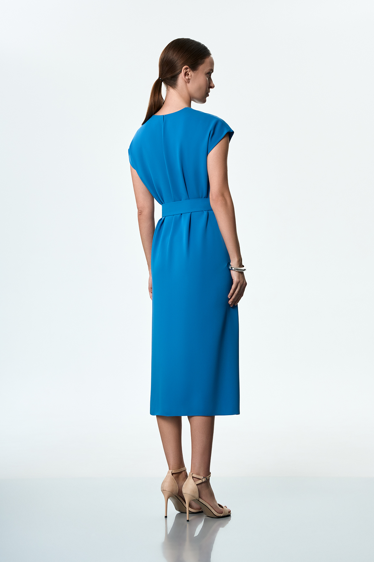 Платье синее VASSA&Co, пол женский, цвет синий, фото №3