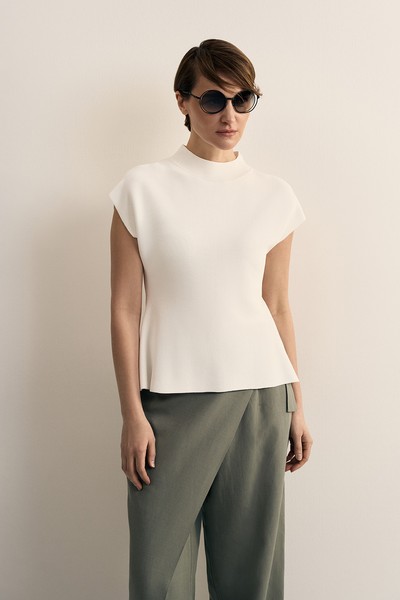 Джемпер с коротким рукавом VASSA CODE, пол female, цвет white, фото №3