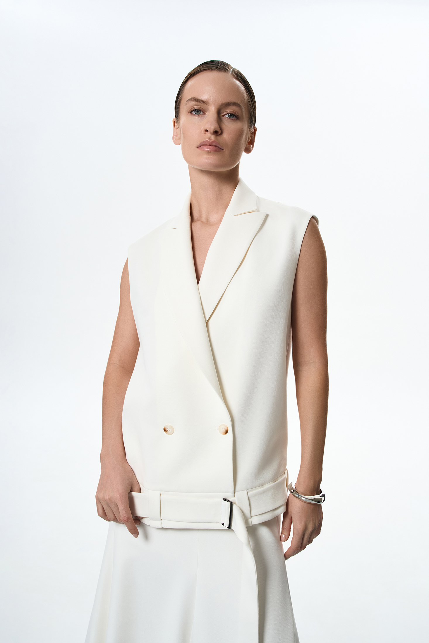 Жилет белый VASSA&Co, пол женский, цвет белый, фото №2