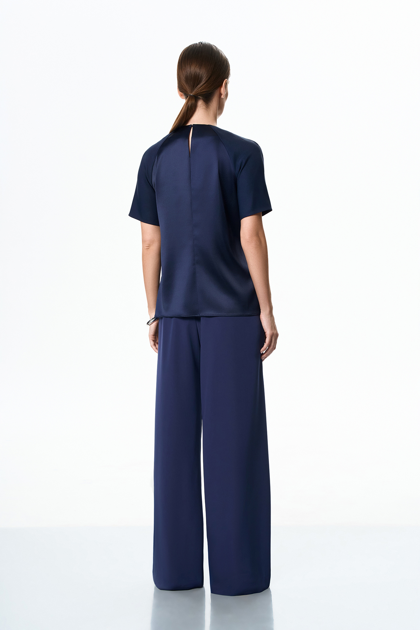 Блузка тёмно-синяя VASSA&Co, пол female, цвет синий, фото №3