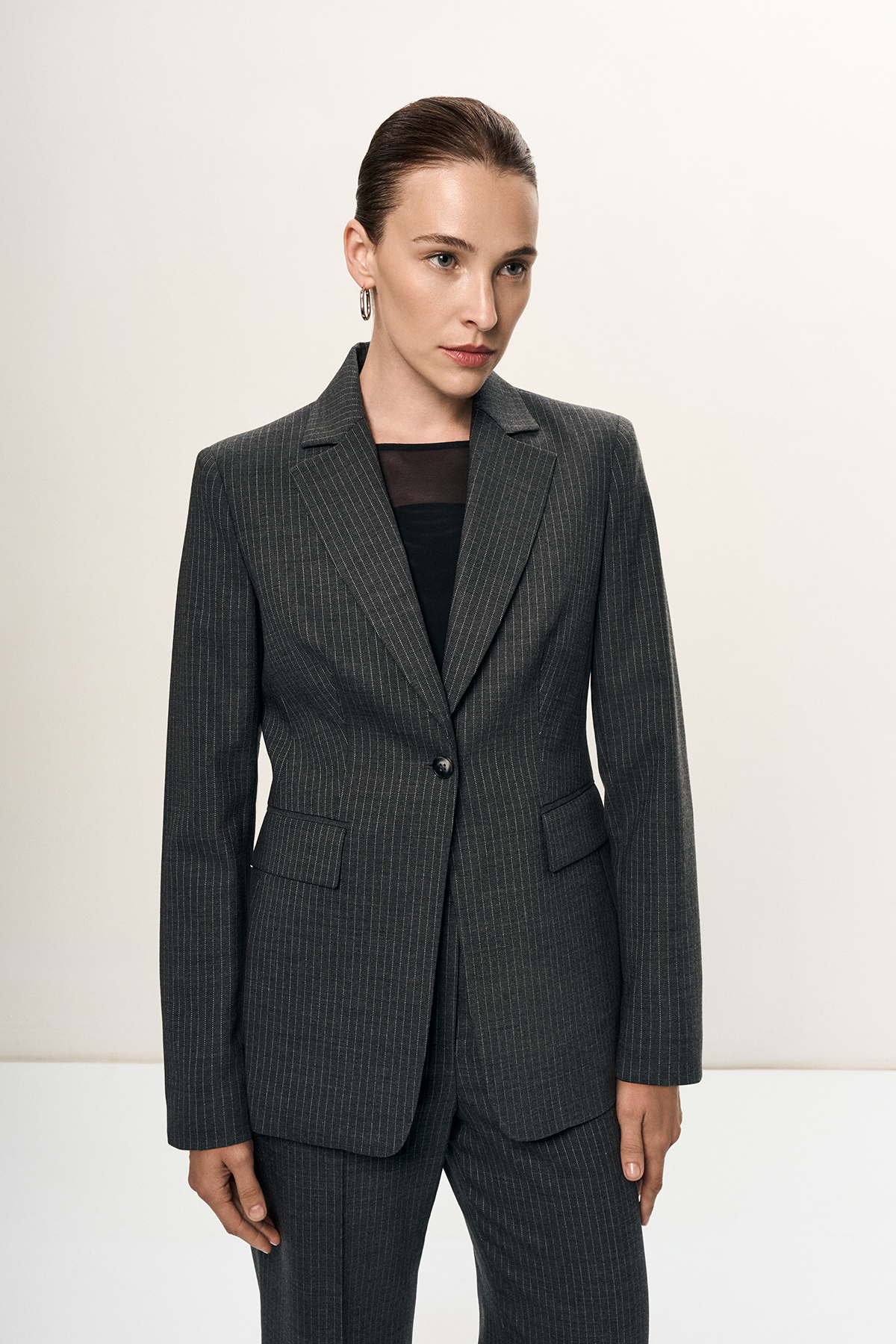 Жакет темно-серый VASSA&Co, пол женский, цвет серый, фото №3