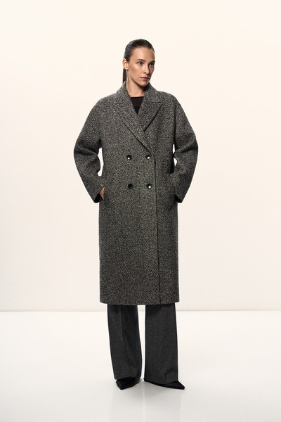 Двубортное пальто свободного кроя VASSA&Co, пол female, цвет black, фото №2