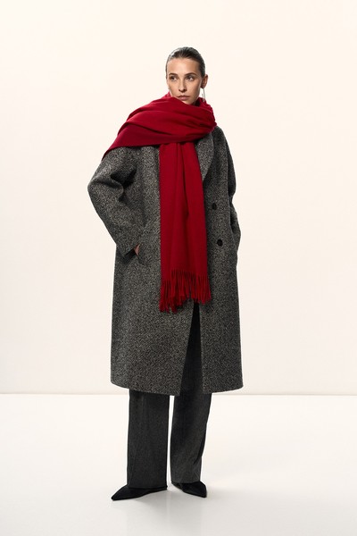 Двубортное пальто свободного кроя VASSA&Co, пол female, цвет black, фото №4