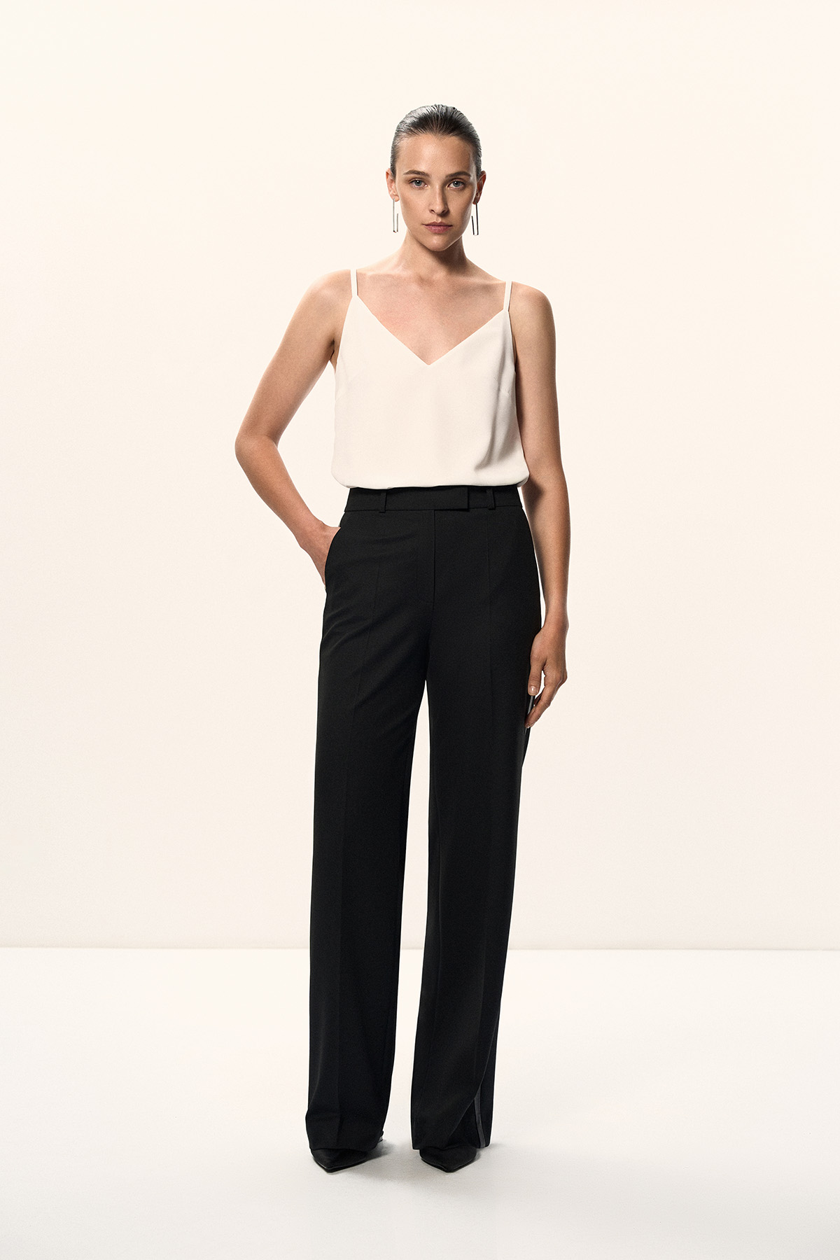 Широкие брюки с декоративными лампасами VASSA&Co, пол female, цвет black, фото №2