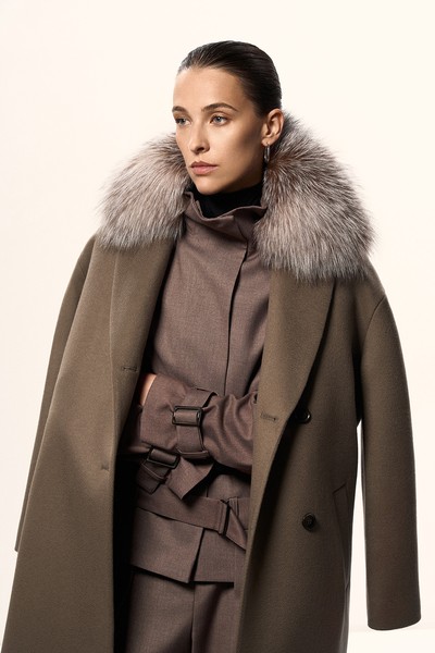 Пальто с воротником из натурального меха VASSA&Co, пол female, цвет brown, фото №7
