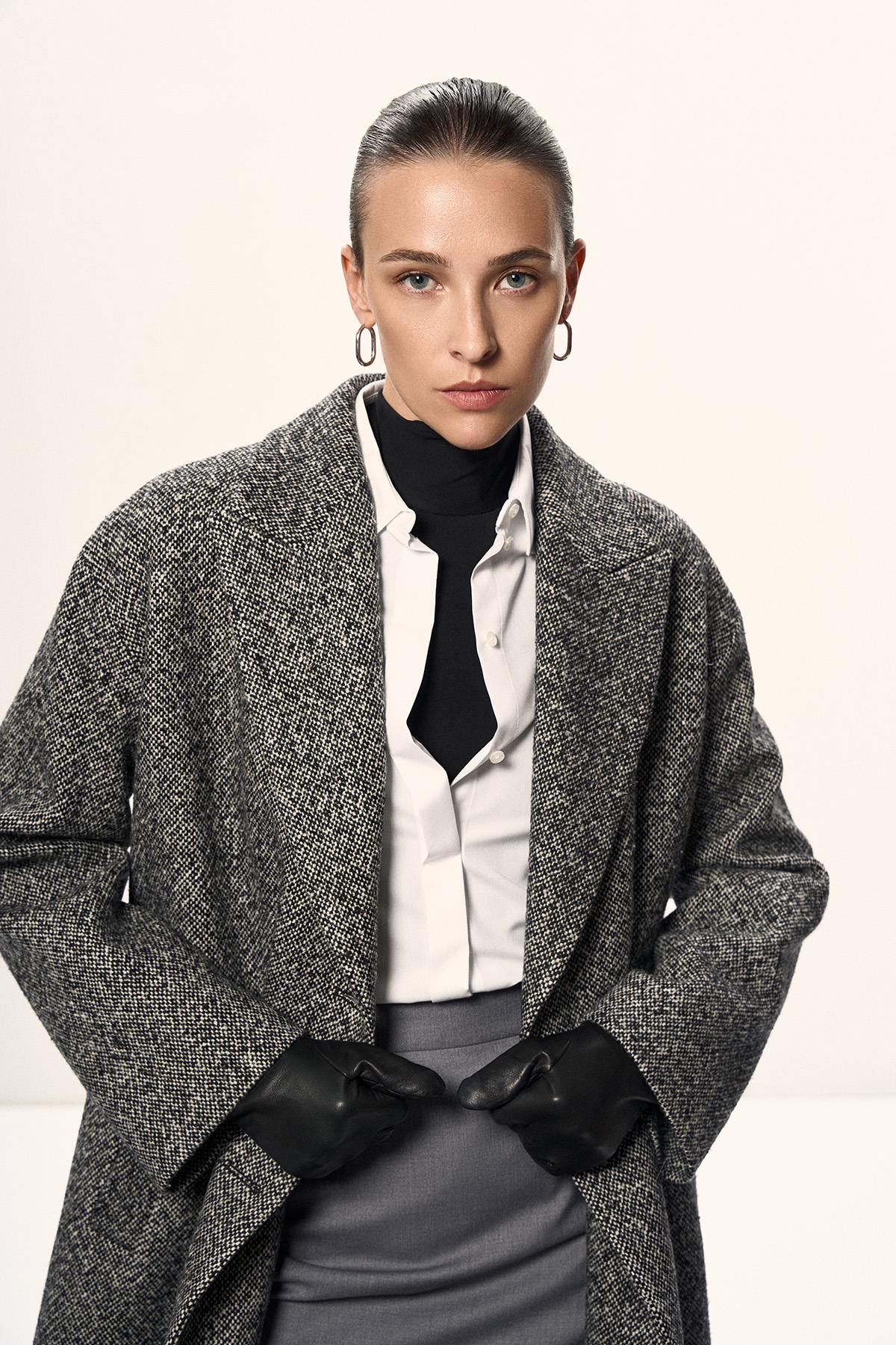 Двубортное пальто свободного кроя VASSA&Co, пол female, цвет black, фото №8
