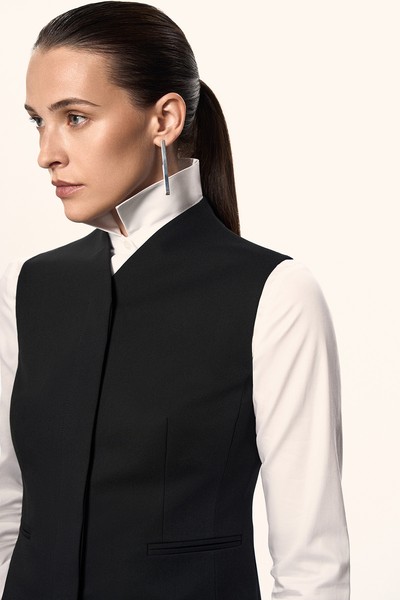 Жилет приталенного кроя VASSA&Co, пол женский, цвет черный, фото №3