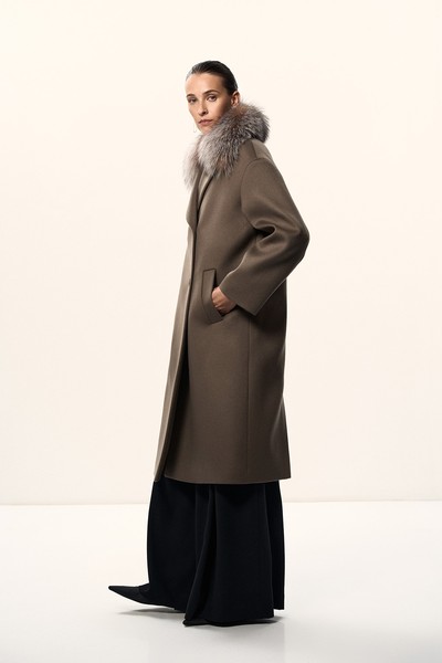 Пальто с воротником из натурального меха VASSA&Co, пол female, цвет brown, фото №5