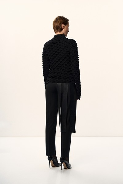 Акцентный пояс с вертикальными элементами VASSA&Co, пол female, цвет black, фото №4