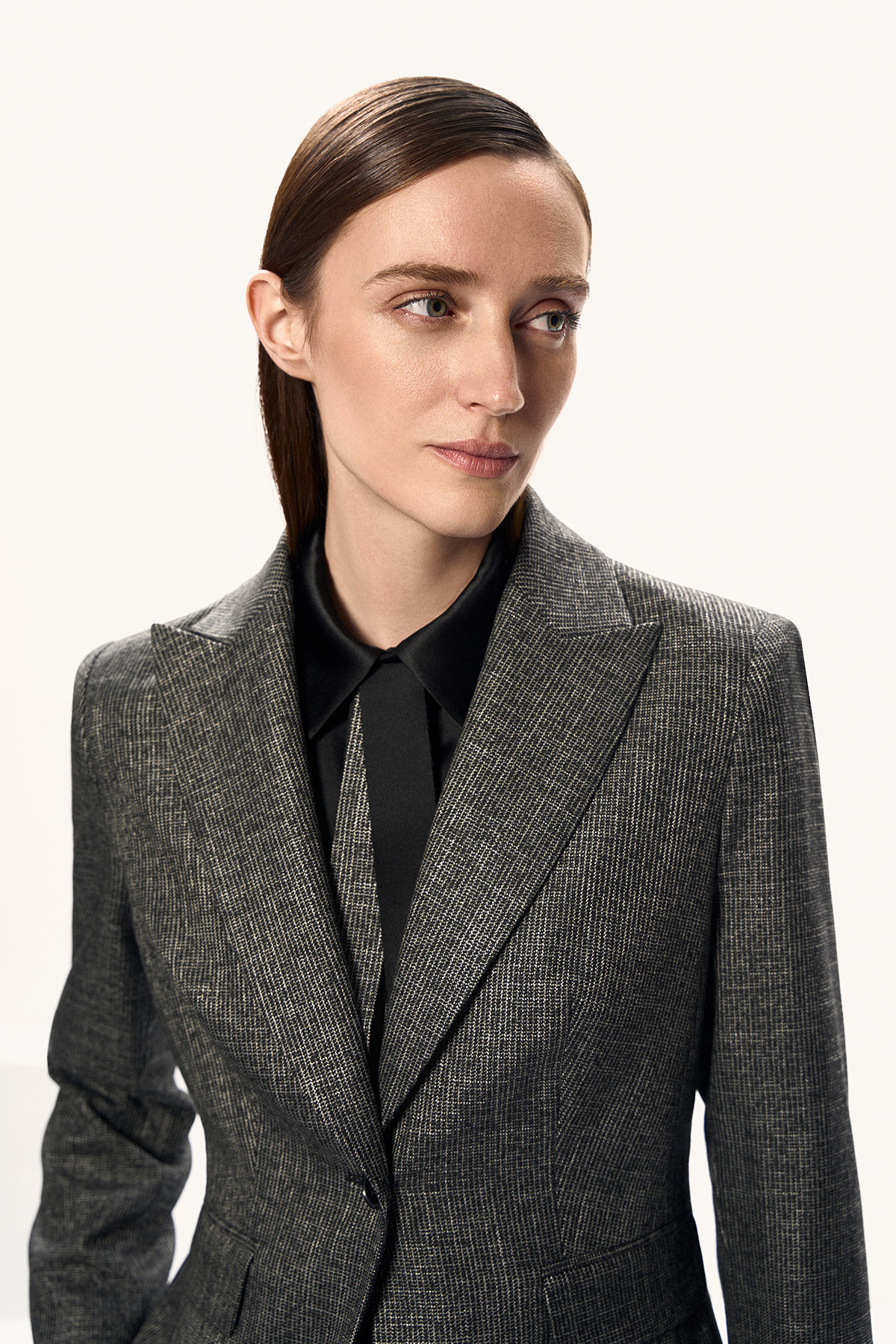 Блузка с декоративным галстуком VASSA&Co, пол female, цвет black, фото №3