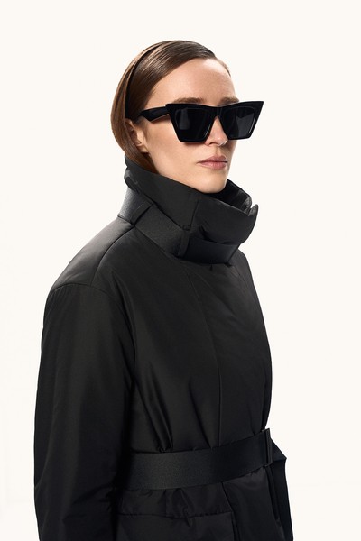 Куртка утепленная с воротником-стойкой VASSA&Co, пол женский, цвет черный, фото №3