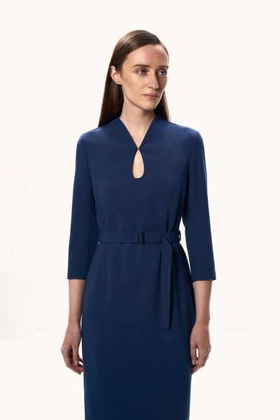Платье с фигурным вырезом и поясом VASSA&Co, пол female, цвет синий, фото №2