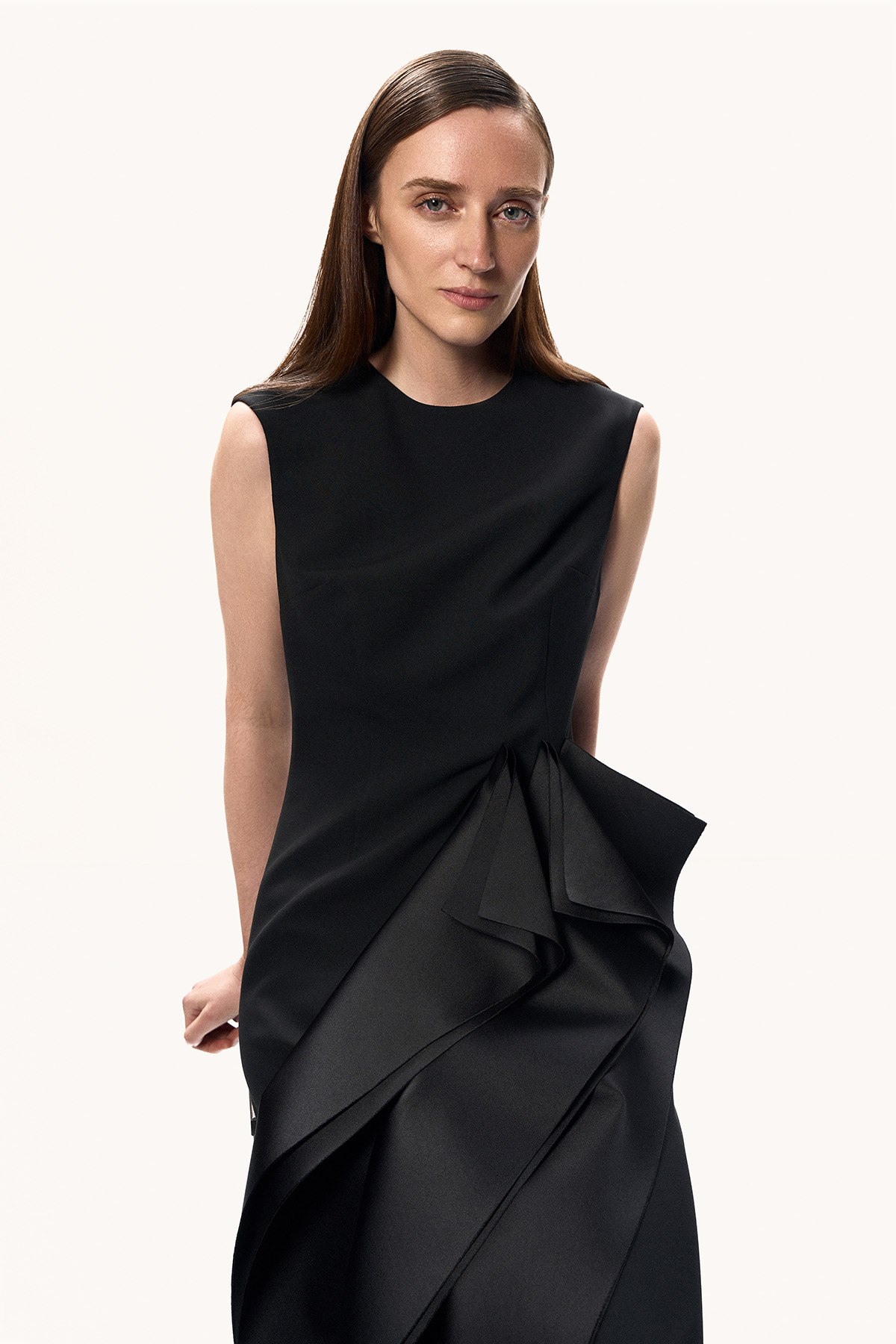 Платье с асимметричной драпировкой VASSA&Co, пол female, цвет black, фото №4